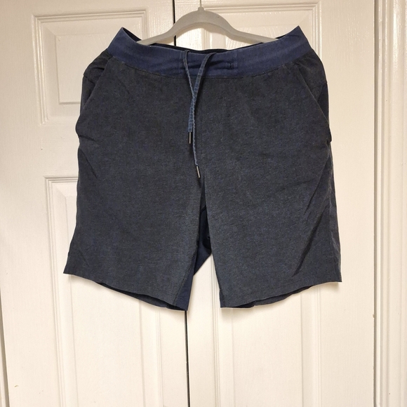 lululemon athletica Other - Lululemon Men’s Pace Breaker Shorts 9”, Size M, Blue/Gray Pattern
